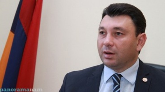 Քաղաքական մեծամասնությունն էլ լուրջ չի ընդունում Փաշինյանի հայտարարությունները