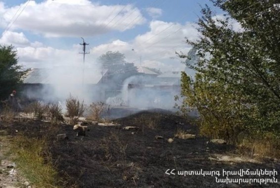 На травянистых территориях зарегистрировано 13 пожаров