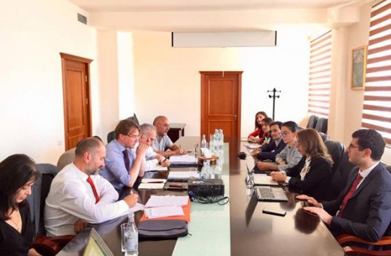 Արդարադատության փոխնախարարներն ընդունել են Վենետիկի հանձնաժողովի փորձագիտական խմբի պատվիրակությանը