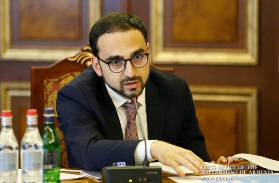 Հաջորդ տարվանից 6 անգամ բարձրացնելու ենք առաջին երեխայի ծննդյան միանվագ նպաստը՝ 50 հազար դրամից այն դարձնելով 300 հազար դրամ. Տիգրան Ավինյան