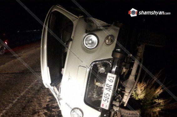 Գեղարքունիքի մարզում բախվել են Toyota Land Cruiser-ն ու УАЗ-ը․ վերջինը կողաշրջվել է․ կան վիրավորներ․ Shamshyan.com
