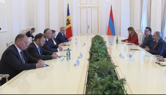 LIVE: встреча с президентом Молдовы И. Додоном