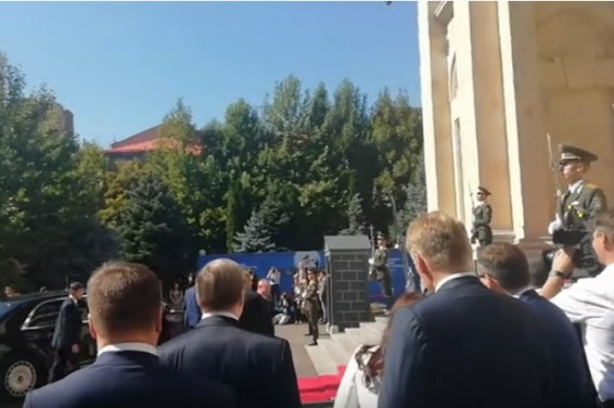 В Армении грузинская журналистка «напала» на Путина