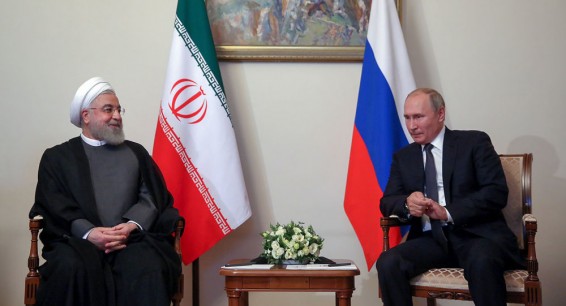 Путин и Роухани обсудили в Ереване инициативу Ирана по безопасности в Ормузском проливе