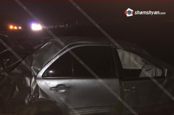 Արմավիրի մարզում Mercedes-ը, մի քանի պտույտ շրջվելով, կողաշրջված վիճակում հայտնվել է դաշտում. վարորդը տեղում մահացել է. Shamshyan.com