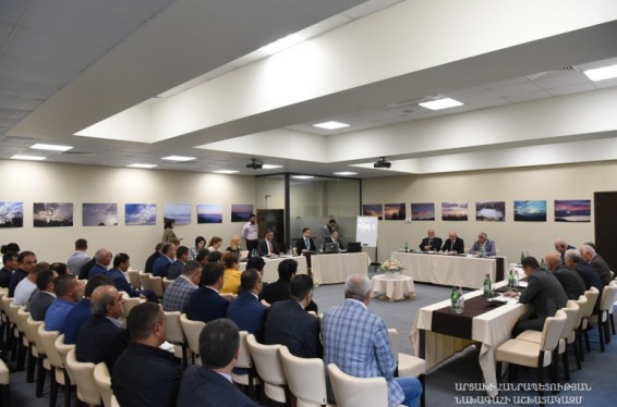 Բակո Սահակյանը մասնակցել է «Կորպորատիվ սոցիալական պատասխանատվություն հանքարդյունաբերության ոլորտում» կոնֆերանսի բացմանը