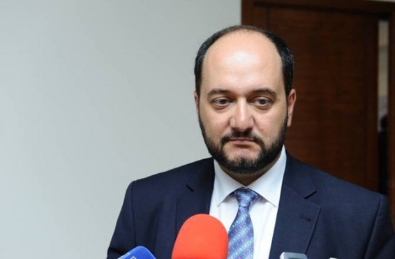 «Պարզապես կոչ կանեմ՝ հայոց լեզուն, հայ գրականությունն ու հայոց պատմությունն ինձանից չպաշտպանել». Արայիկ Հարությունյան