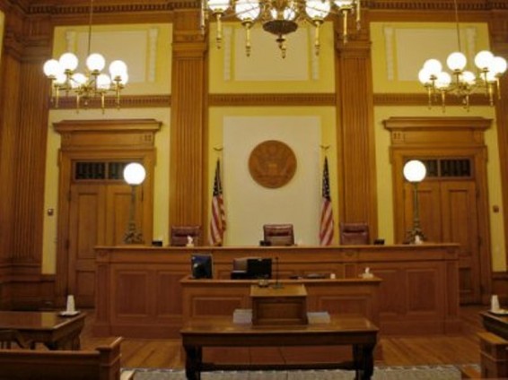 ԱՄՆ-ում ծնողները դպրոցից 50 մլն դոլար են պահանջում՝ իրենց որդուն ահաբեկչության մեջ մեղադրելու համար