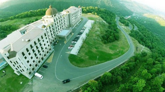 Ով կդառնա Ծաղկաձորի «Գոլդեն Փելիս» հյուրանոցի սեփականատերը