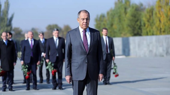 Глава МИД РФ Сергей Лавров в Ереване почтил память жертв Геноцида армян