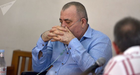 Суд по делу Манвела Григоряна: обвиняемый явился на заседание