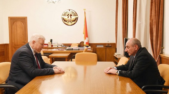 Կասպրշիկն Արցախում հանդիպումներ է ունեցել