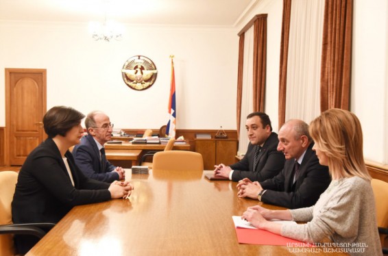 Բակո Սահակյանն ընդունել է Հայաստանի hանրային հեռուստառադիոընկերության խորհրդի նախագահին և գործադիր տնօրենին