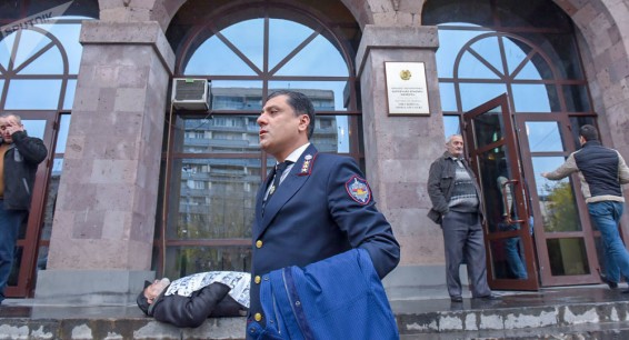 Нецелесообразные траты: армянские прокуроры не носят 