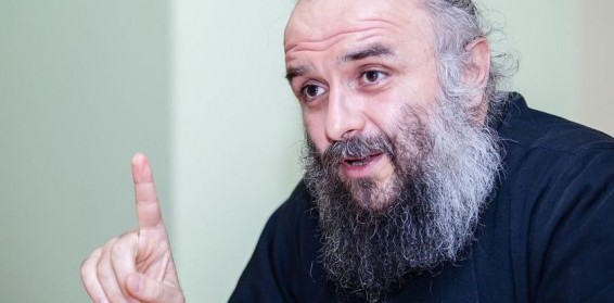 Протоиерей Арсений Григорянц: «Семья должна стать субъектом права!»