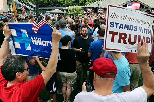 Թրա՞մփ, թե՞ Քլինթոն. ում են ընտրում հայտնիները