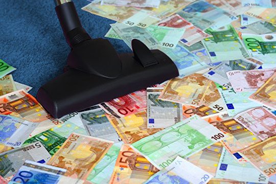 Լեհաստանում աղբանոցը նետված փոշեկուլում հայտնաբերվել է կես մլն եվրո