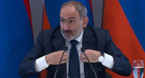 Дьявол кроется в мелочах: Пашинян объяснил, почему показал ручку Грайра Товмасяна