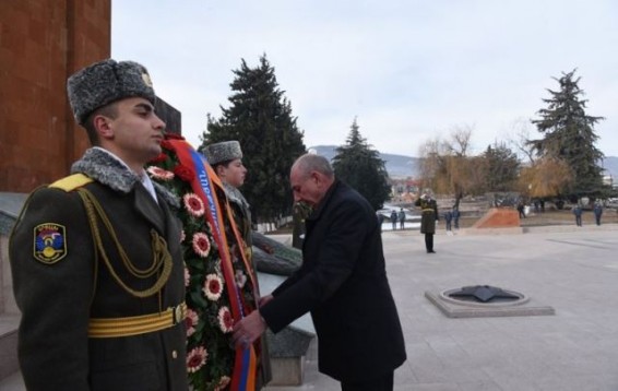 Արցախում մեծ շուքով նշվում է Զինված Ուժերի կազմավորման տոնը