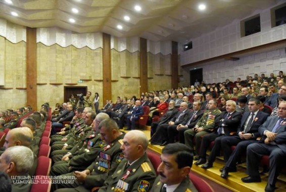 Բակո Սահակյանը ներկա է գտնվել Հայրենյաց պաշտպանի օրվան նվիրված տոնական միջոցառմանը