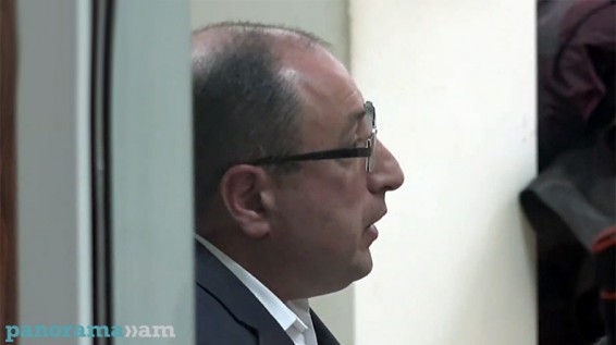 Алумян – судье: Вы должны быть в курсе, что, помимо прав, у Вас есть еще и обязанности