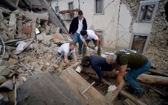 Իտալիայում փրկել են 17 ժամ փլատակների տակ գտնվող աղջկան