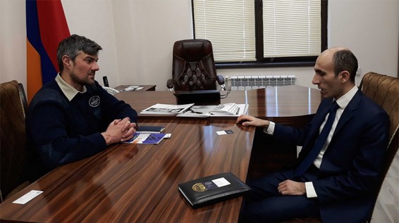 Արցախի ՄԻՊ-ն ընդունել է «Հելո թրասթ» կազմակերպության արցախյան ծրագրի ղեկավարին