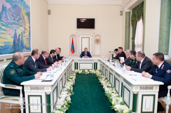 ՀՀ գլխավոր դատախազությունում քննարկվել են քրեական ենթամշակույթի դեմ իրավական պայքարի հիմնահարցերը