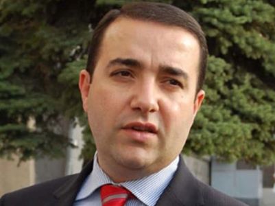 В квартире бывшего префекта общины Арабкир проведен обыск