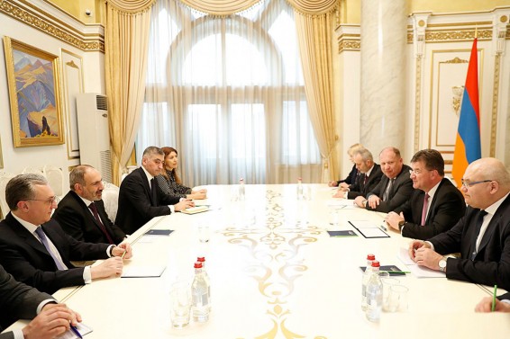 ՀՀ-ում Սլովակիայի դեսպանության բացումը կխթանի երկկողմ կապերը. վարչապետն ընդունել է Միրոսլավ Լայչակին