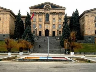 ԱԺ շենք մուտք գործելիս ստուգվում է անձի մարմնի ջերմաստիճանը. Աշխատակազմի ղեկավար