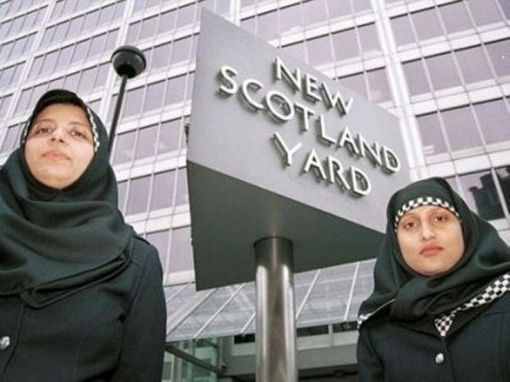 Թուրքիայի կին ոստիկաններին թույլատրել են հիջաբ հագնել