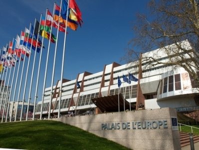 ԵԽԽՎ զեկուցողն Ադրբեջանի իշխանություններին կոչ է արել կատարել պարտավորությունները