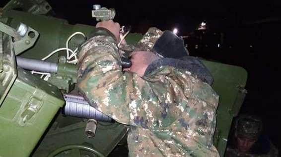 Զինծառայողները պարապմունքն անցկացնում են գիշերային պայմաններում
