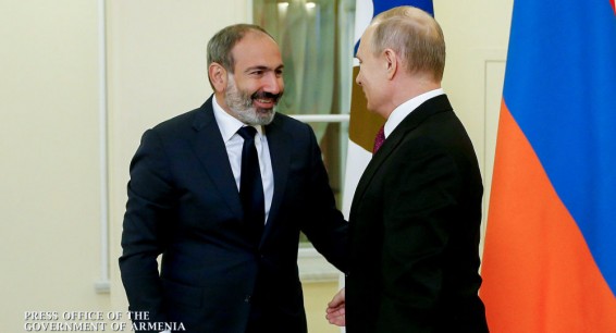 Пашинян и Путин по телефону обсудили борьбу с коронавирусом