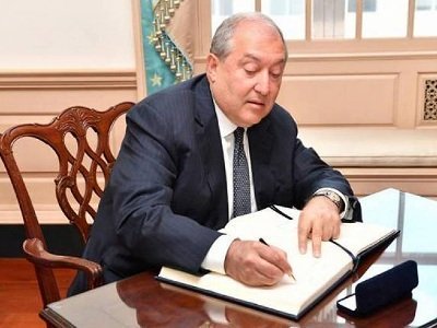ՀՀ նախագահը 10-ից ավելի օրենքներ է ստորագրել