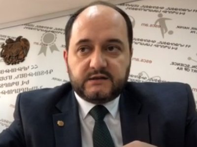 Դպրոցներում փոխադրական և ավարտական քննություններ չեն լինի. Արայիկ Հարությունյան