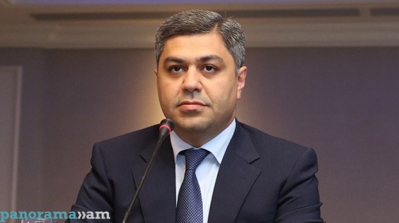 Представители Артура Ванецяна считают заявление пресс-секретаря премьера Армении клеветой, они обратятся в суд