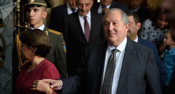 Президент Армении поздравил граждан с Днем семьи