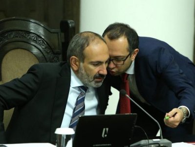 Վարչապետի աշխատակազմը նույն օրը մեկ անձից 6 գնում է իրականացրել՝ գովազդային արշավի նպատակով. 168.am