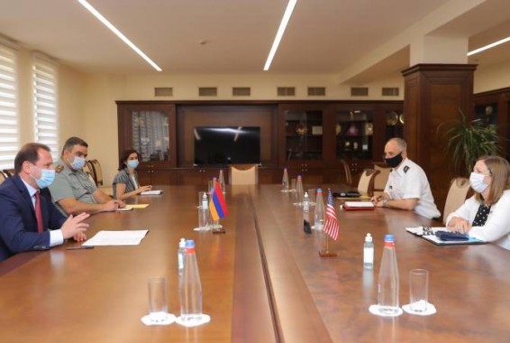 Դավիթ Տոնոյանն ընդունել է ՀՀ-ում ԱՄՆ դեսպանին