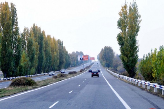 «Ժողովուրդ» թերթը գրում է․ «Ժողովուրդ» օրաթերթի տեղեկություններով՝ այս օրերին Սահմանադրական դատարանում անորոշ վիճակ է: Այլ կերպ ասած, ՍԴ նախկին նախագահ Հրայր Թովմասյանի՝ արձակուրդ գնալուց հետո կառույցում բարձիթողի վիճակ է ստեղծվել, եւ այդպես էլ անհասկանալ
