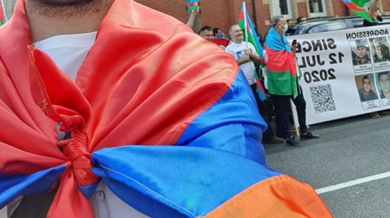 Акция у здания ВВС в Лондоне: между армянами и азербайджанцами произошли столкновения