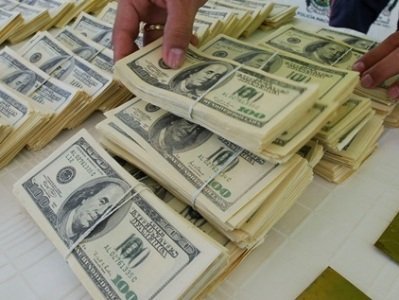 Դոլարի փոխարժեքը աճել է, եվրոյինը՝ նվազել