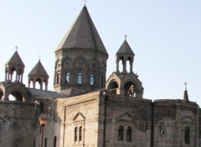 «Փաստ». «Մկրտությանը 7 հազար դրամ է, պսակադրությանը՝ 21 հազար. Քրիստոնյան պետք է իր տասանորդը եկեղեցուն տա»