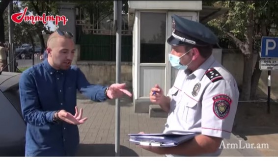 «Ախտահանե՛ք Ձեր գրիչը, որ ստորագրեմ». միջադեպ պատգամավորի օգնականի և ոստիկանի միջև