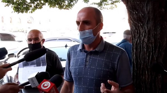 «Никол Пашинян мощно гадает на кофейной гуще, большего же я не видел» – участник акции