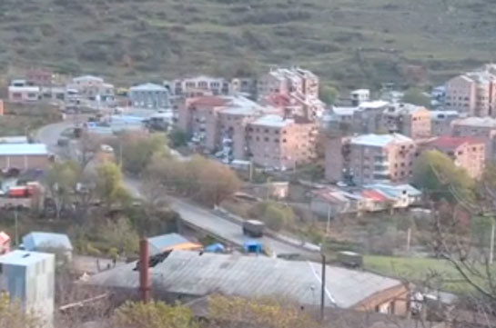 Ռուս խաղաղապահներով ավտոշարասյունը դուրս Գորիսից մեկնեց Լեռնային Ղարաբաղ