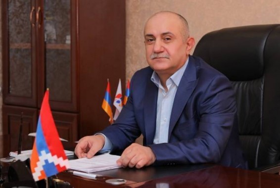 Արցախի հերոս, գեներալ Արկադի Տեր-Թադեւոսյանը, ում անունն անքակտելիորեն կապվում է 1992 թվականին Շուշիի ազատագրման օպերացիայի հետ, առաջարկում է Քաղաքացիական խորհուրդ ստեղծել իրավիճակից դուրս գալու ուղիներ փնտրելու համար:  Գեներալը կոչ արեց անել հնարավոր ամե