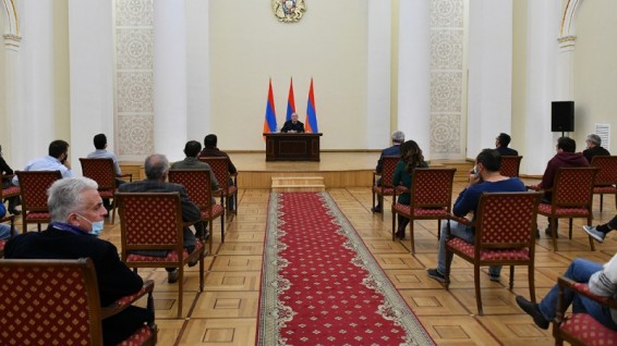Ինձ համար այս պահին կարևոր խնդիրը հետևյալն է՝ թույլ չտալ, որ զայրույթը, անհանգստությունը վերածվեն քաղաքական բևեռացման ու ընդհարումների. նախագահ